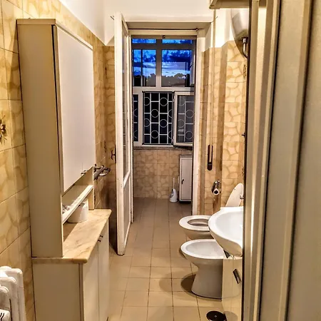 Loryand Near Stadio Olimpico ホームステイ